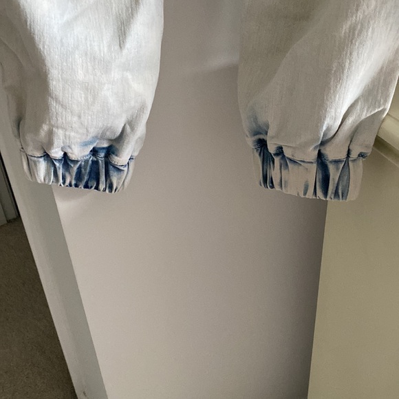 Woman's plus size jeans - Picture 3 of 5